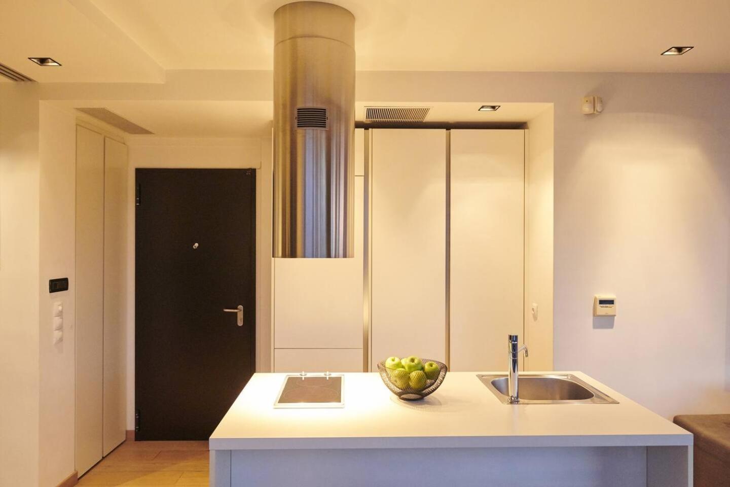 Ma Maison Nο 4, Downtown Loft , Short Walk To Acropolis, Ultra High Speed Internet 500 Mbps, Parking Upon Request, 1' From Metro Station Athen Eksteriør billede
