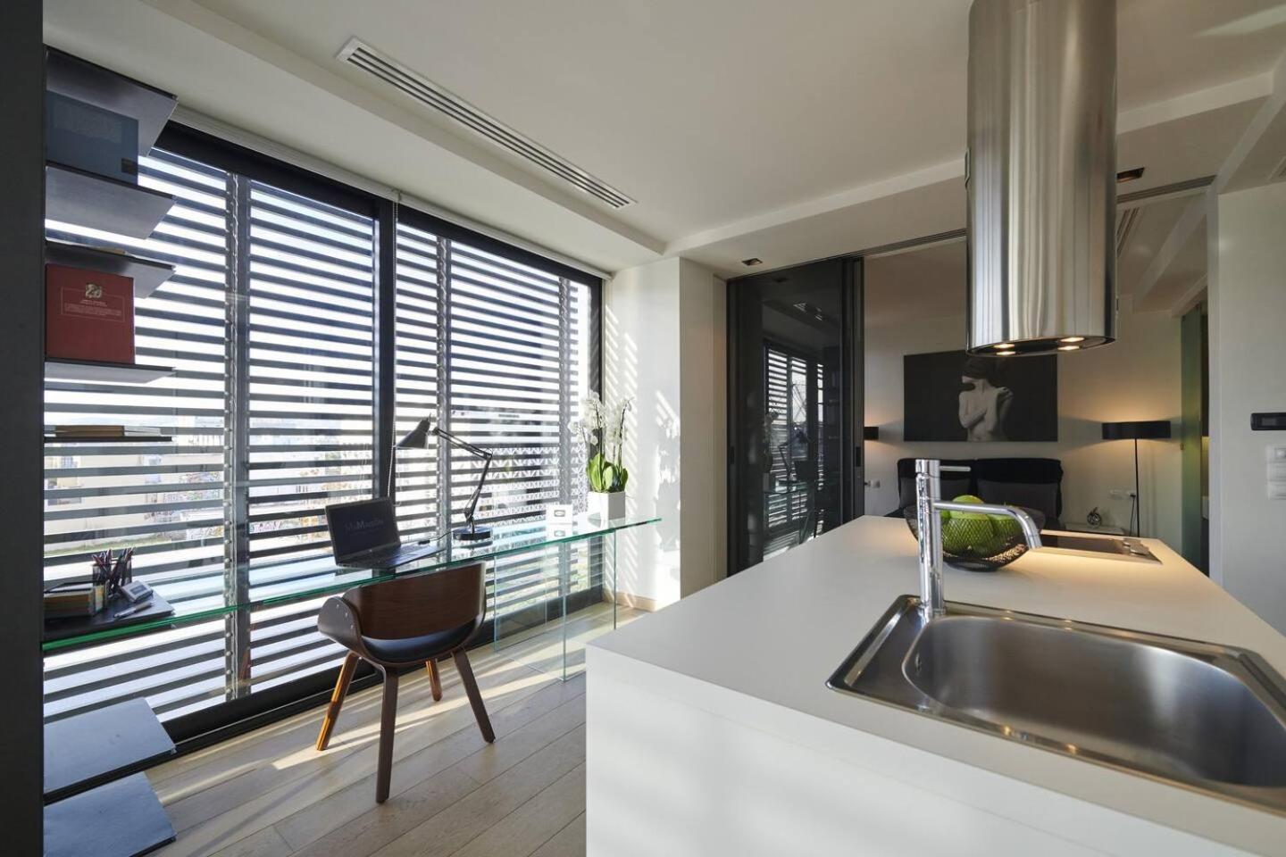 Ma Maison Nο 4, Downtown Loft , Short Walk To Acropolis, Ultra High Speed Internet 500 Mbps, Parking Upon Request, 1' From Metro Station Athen Eksteriør billede
